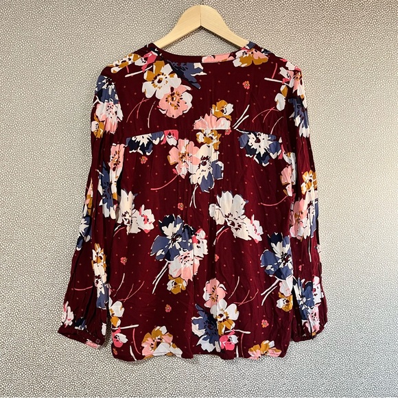M Old Navy Swing Floral Top - Picture 5 of 9
